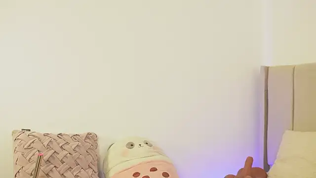 vicky rachell online show from 11/25/25, 02:28