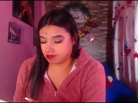 katrinawillff online show from 12/31/24, 12:36