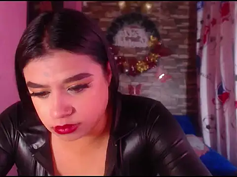 katrinawillff online show from 01/05/25, 04:38