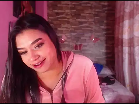 katrinawillff online show from 02/08/25, 01:22