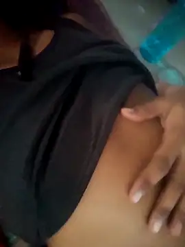 Snapshot of Aayankhan99 chatting on 10/24/25, 05:48 Aayankhan99 online show from 10/24/25, 05:48