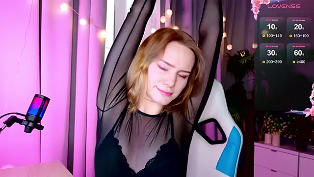 Snapshot of Ramona___ chatting on 01/02/25, 09:22 Ramona online show from 01/02/25, 09:22