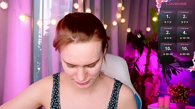 Snapshot of Ramona___ chatting on 01/10/25, 09:23 Ramona online show from 01/10/25, 09:23