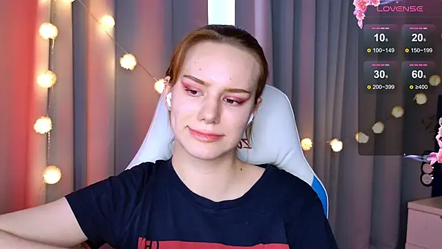 Snapshot of Ramona___ chatting on 02/10/25, 09:47 Ramona online show from 02/10/25, 09:47