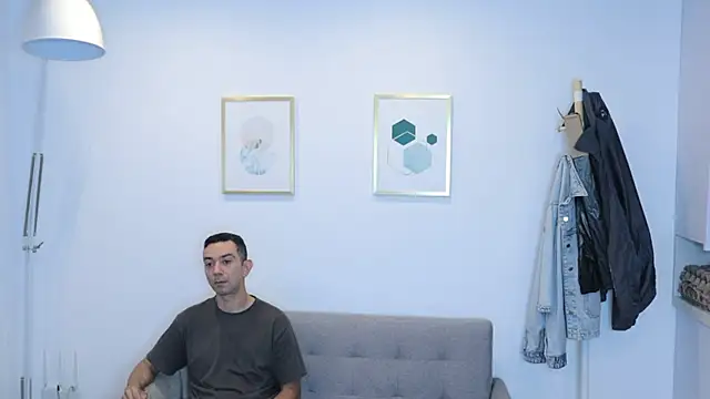 funcouple1985 online show from 06/18/26, 10:47
