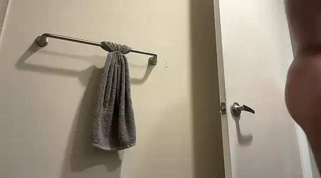 Snapshot of BigGuyMuscle chatting on 03/03/25, 11:35 BigGuyMuscle online show from 03/03/25, 11:35