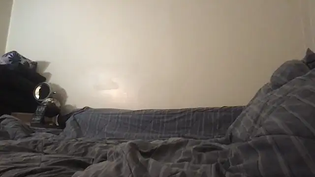 Snapshot of BigGuyMuscle chatting on 10/08/25, 03:59 BigGuyMuscle online show from 10/08/25, 03:59