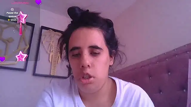 annarose19 online show from 05/30/26, 06:05