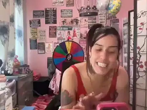 latinacubana online show from 12/28/24, 08:15