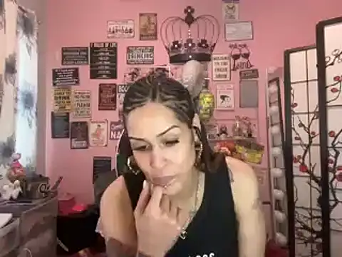 latinacubana online show from 01/12/25, 02:30