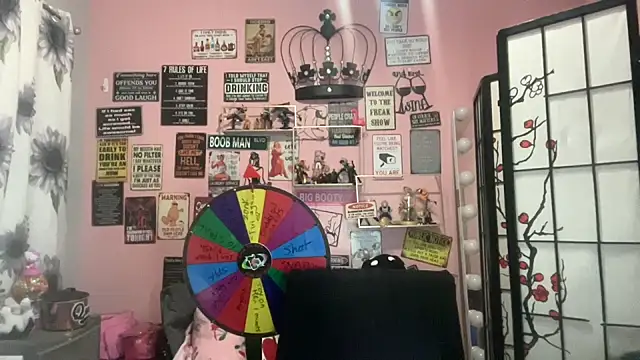 latinacubana online show from 02/21/25, 07:34