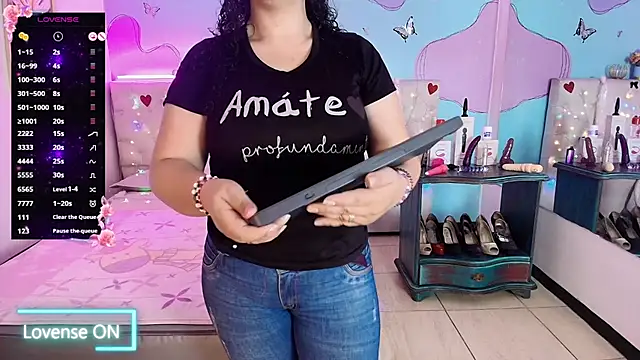 Zaly mature online show from 04/06/26, 11:38