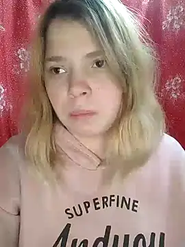 Snapshot of Zuli_Kiska chatting on 01/10/25, 08:37 Zuli Kiska online show from 01/10/25, 08:37