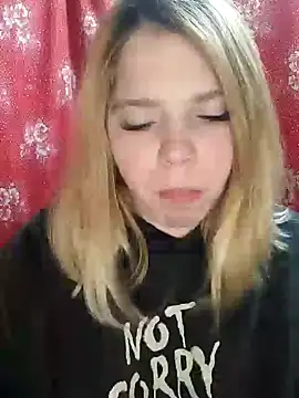 Snapshot of Zuli_Kiska chatting on 02/12/25, 09:22 Zuli Kiska online show from 02/12/25, 09:22