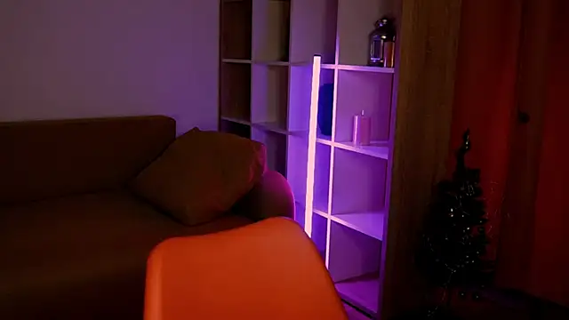 ItsAlisia online show from 01/15/26, 01:48