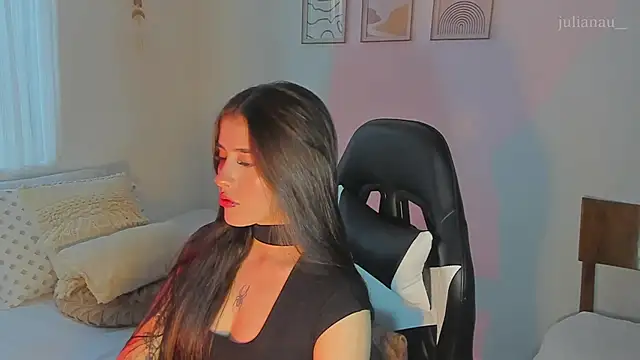 iriswest  online show from 12/06/24, 10:19