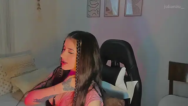 iriswest  online show from 12/08/24, 02:07