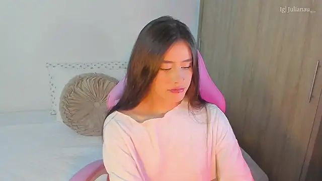 iriswest  online show from 03/07/25, 02:04