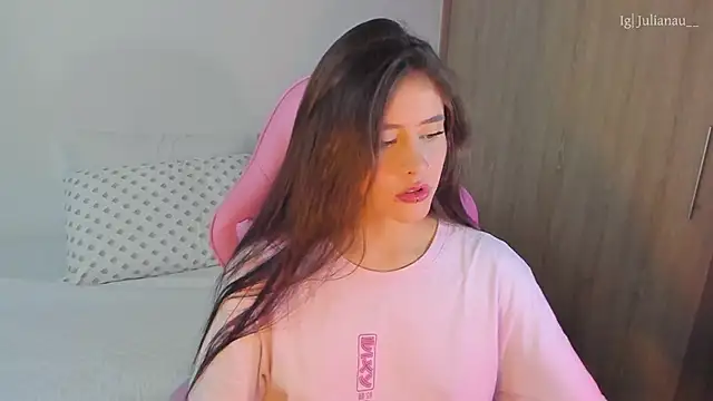 iriswest  online show from 03/12/25, 02:41