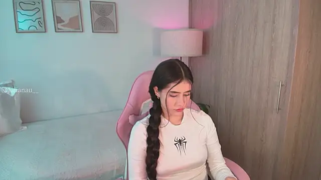 iriswest  online show from 09/11/25, 09:26