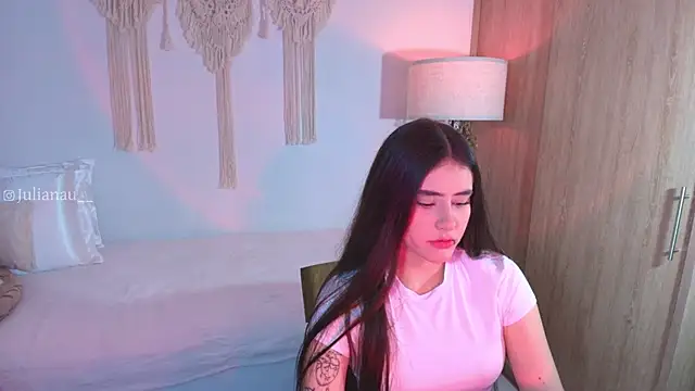 iriswest  online show from 11/17/25, 12:38