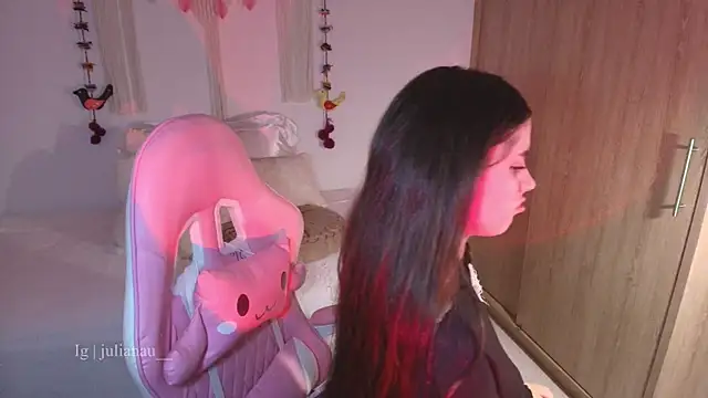 iriswest  online show from 03/10/26, 12:26