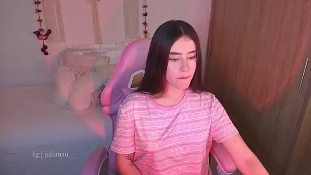 iriswest  online show from 03/20/26, 02:05