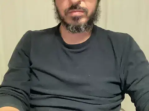 Snapshot of ed_grimm chatting on 11/12/25, 01:06 ed grimm online show from 11/12/25, 01:06