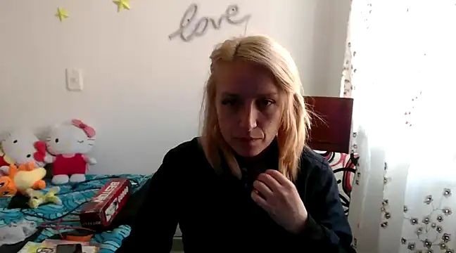 Snapshot of kittykalor09 chatting on 12/03/24, 02:49 kittykalor09 online show from 12/03/24, 02:49