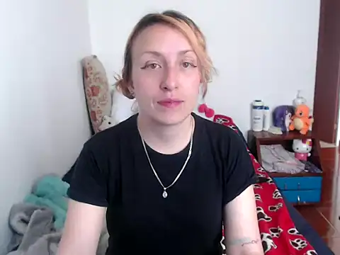 Snapshot of kittykalor09 chatting on 03/05/25, 03:07 kittykalor09 online show from 03/05/25, 03:07