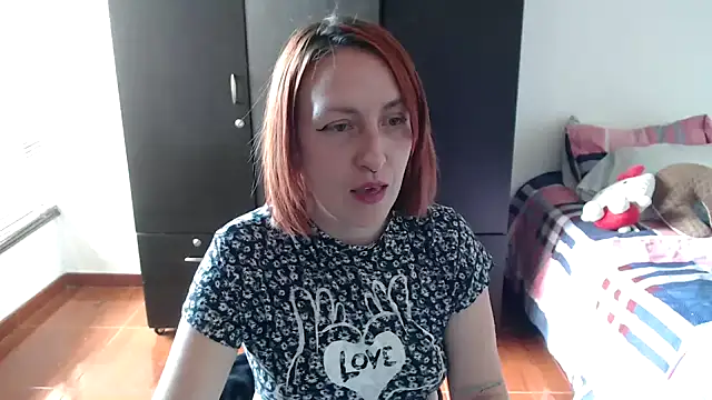 Snapshot of kittykalor09 chatting on 11/16/25, 05:51 kittykalor09 online show from 11/16/25, 05:51