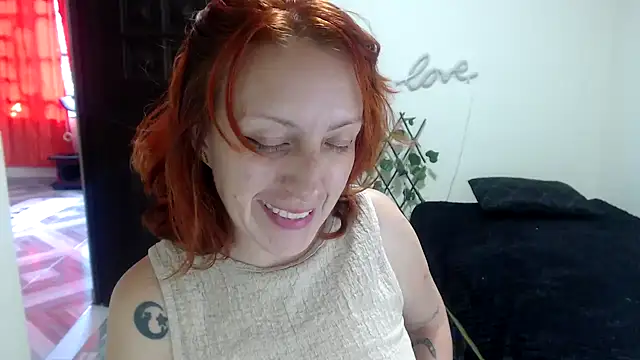 Snapshot of kittykalor09 chatting on 07/10/26, 09:28 kittykalor09 online show from 07/10/26, 09:28