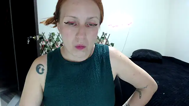 Snapshot of kittykalor09 chatting on 07/18/26, 02:16 kittykalor09 online show from 07/18/26, 02:16