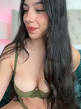 LoveLillyy online show from 03/17/25, 09:45