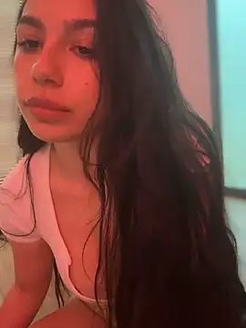 LoveLillyy online show from 03/21/25, 01:34