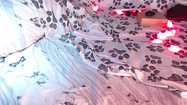 Q T pie online show from 01/03/25, 03:27