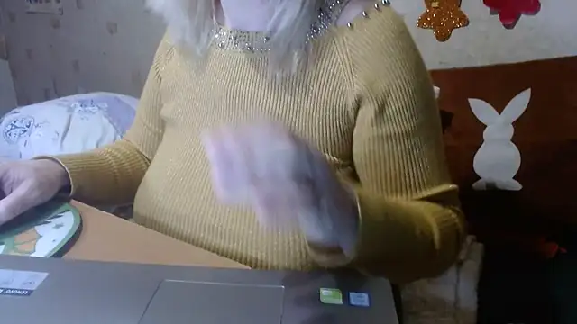 QueenLana online show from 02/08/25, 04:04