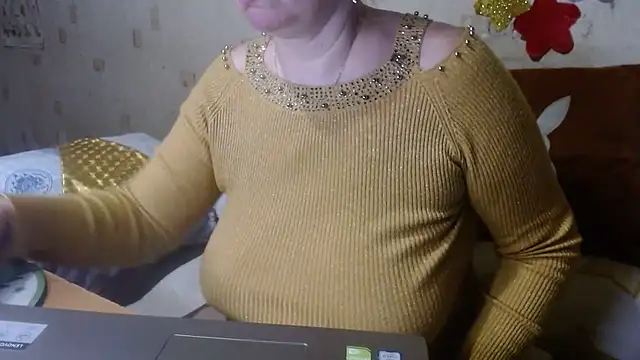 QueenLana online show from 02/12/25, 03:38