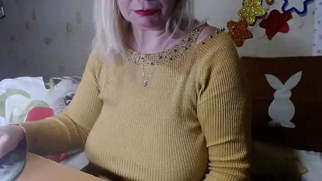 QueenLana online show from 02/28/25, 05:37