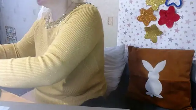 QueenLana online show from 10/27/25, 10:30