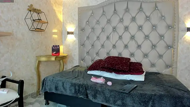 danaythamara1 online show from 01/16/25, 08:36