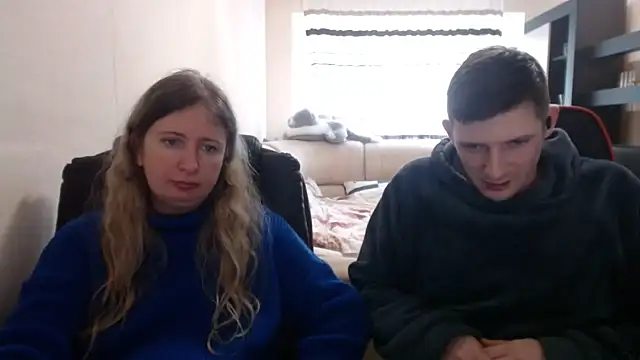 PeterAndJen online show from 03/14/25, 02:19