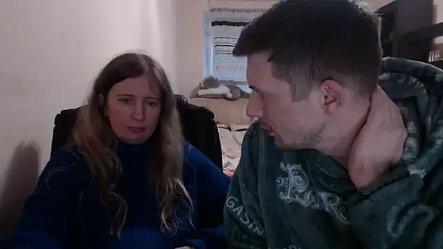 PeterAndJen online show from 03/19/25, 06:34