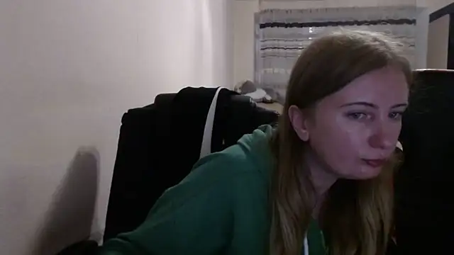 PeterAndJen online show from 10/20/25, 06:41