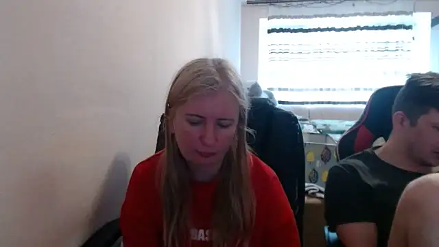PeterAndJen online show from 05/06/26, 07:35