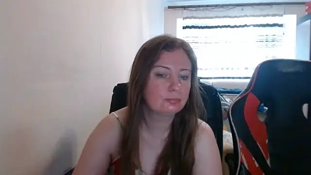Snapshot of PeterAndJen chatting on 07/03/26, 05:36 PeterAndJen online show from 07/03/26, 05:36