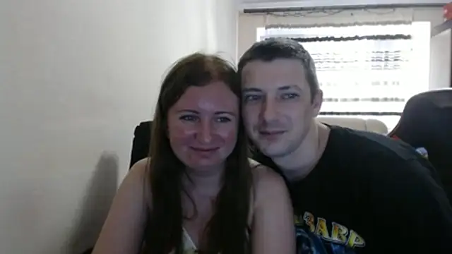 Snapshot of PeterAndJen chatting on 07/04/26, 05:52 PeterAndJen online show from 07/04/26, 05:52