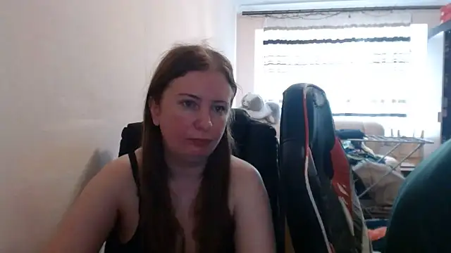 Snapshot of PeterAndJen chatting on 07/17/26, 06:09 PeterAndJen online show from 07/17/26, 06:09