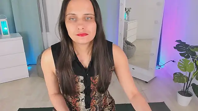 Snapshot of Orfeya chatting on 02/08/26, 11:35 Orfeya online show from 02/08/26, 11:35