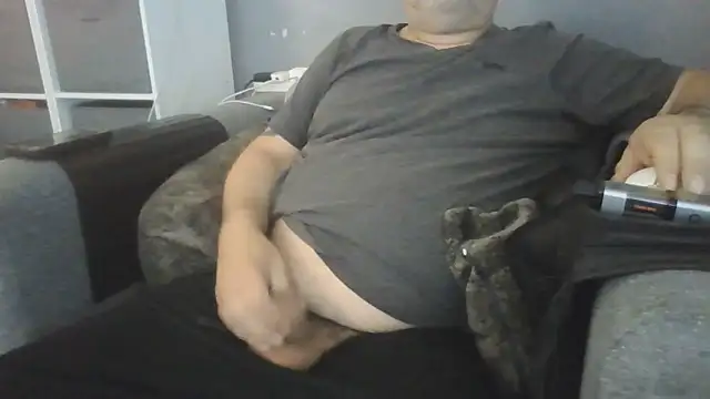 Snapshot of Naturistmale45 chatting on 06/16/26, 11:02 Naturistmale45 online show from 06/16/26, 11:02